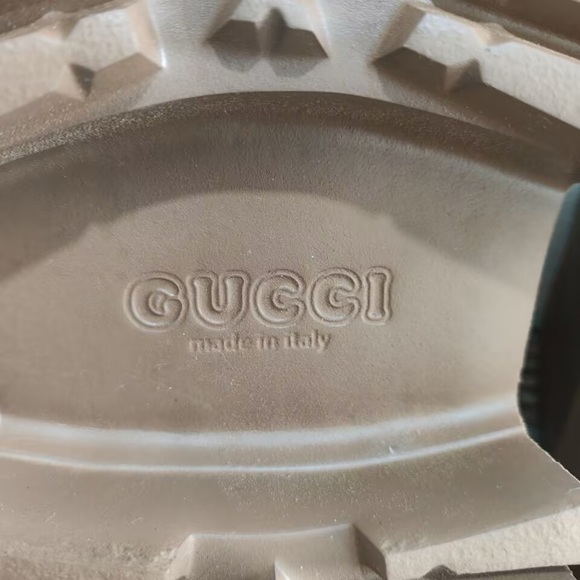Gucci Leather Slippers - Picture 9 of 12